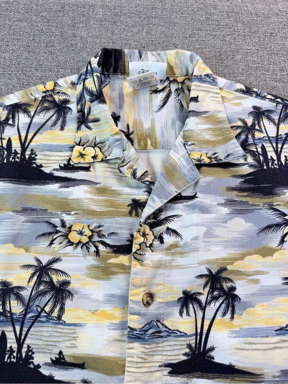 Boys Short-Sleeve Hawaiian Shirt - Light Blue & Yellow Tropical Print - Picture 13 of 14